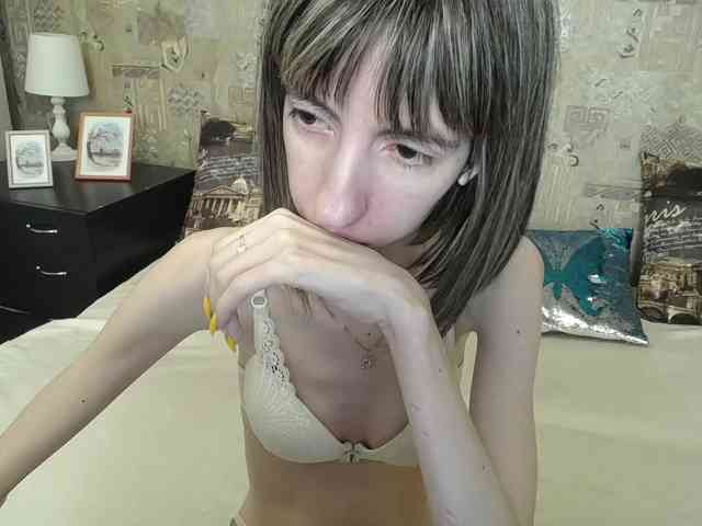 Unusual-G webcam