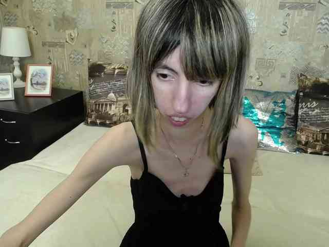 Unusual-G webcam