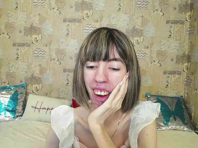 Unusual-G webcam