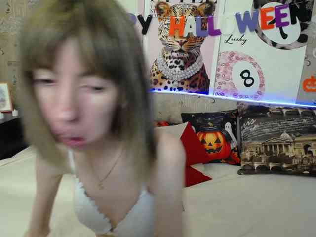 Unusual-G webcam