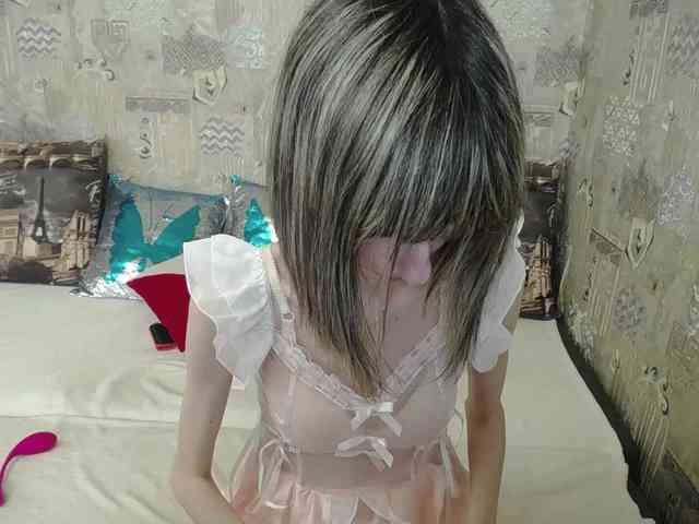 Unusual-G Live Webcam on BongaCams
