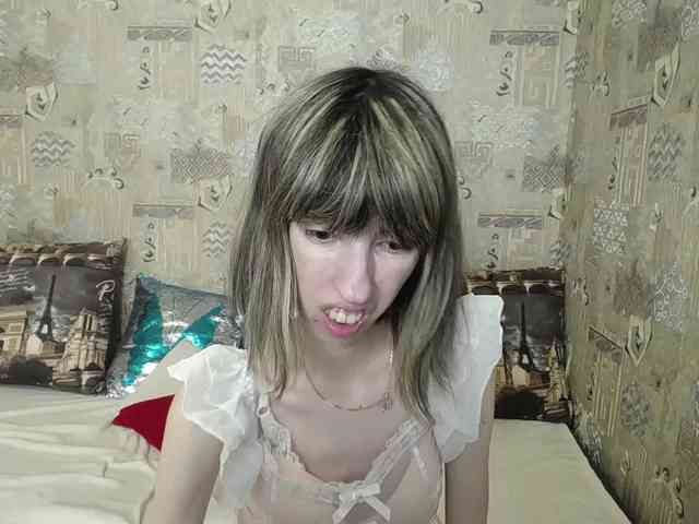 Unusual-G webcam