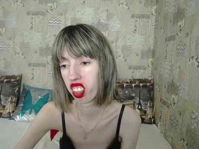 Unusual-G webcam