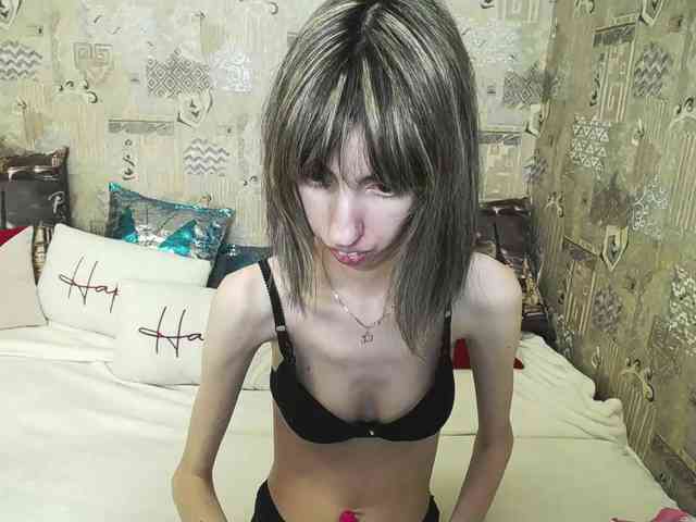Unusual-G webcam