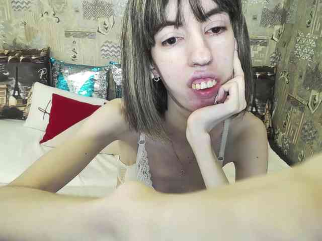 Unusual-G webcam