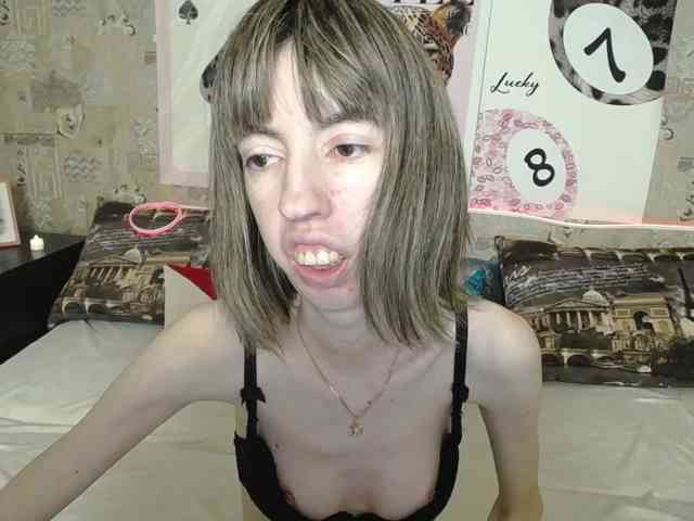 Unusual-G webcam