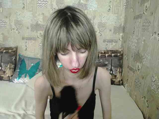 Unusual-G webcam