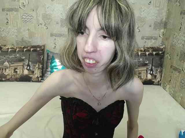Unusual-G webcam