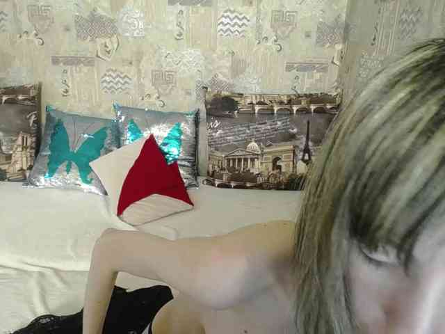 Unusual-G webcam