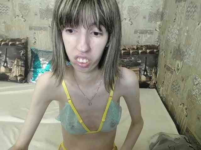 Unusual-G Live Webcam on BongaCams