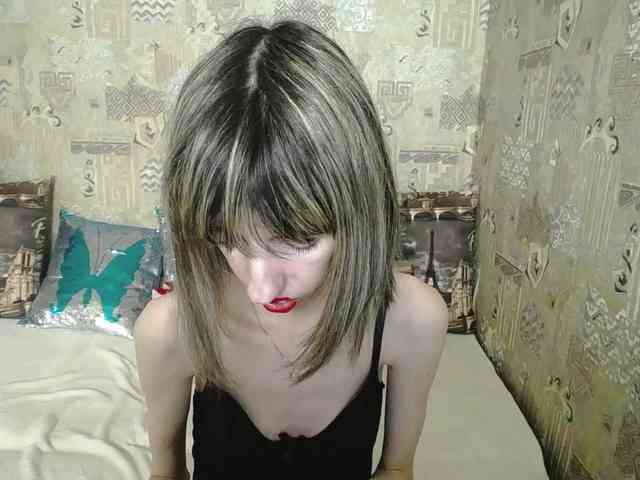 Unusual-G webcam