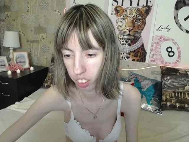Unusual-G webcam