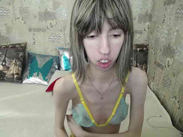 Unusual-G Live Webcam on BongaCams