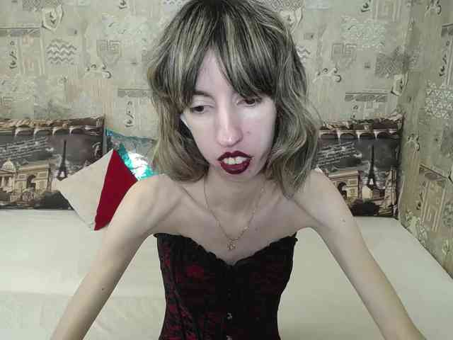 Unusual-G webcam
