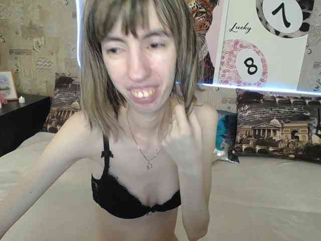 Unusual-G webcam