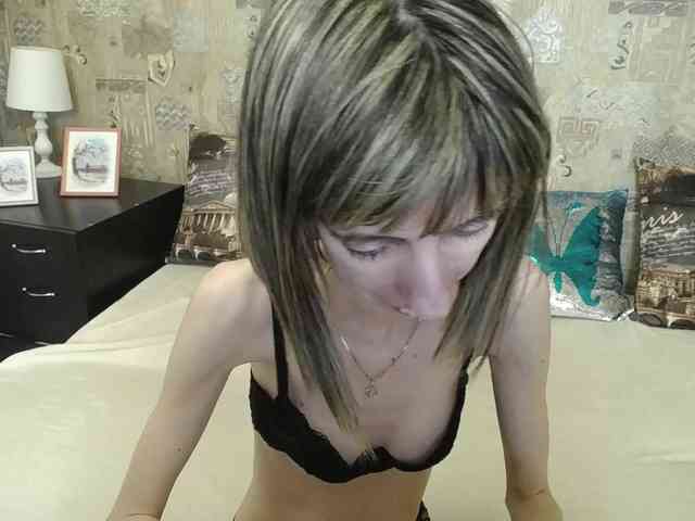 Unusual-G webcam
