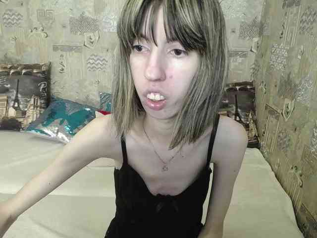 Unusual-G webcam
