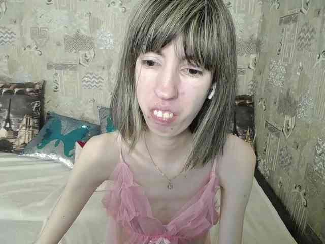 Unusual-G webcam