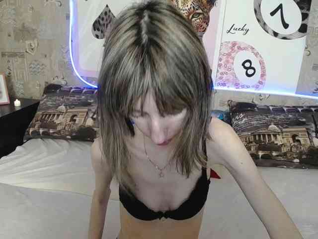 Unusual-G webcam