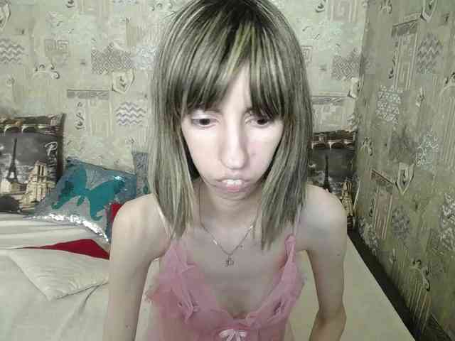 Unusual-G webcam