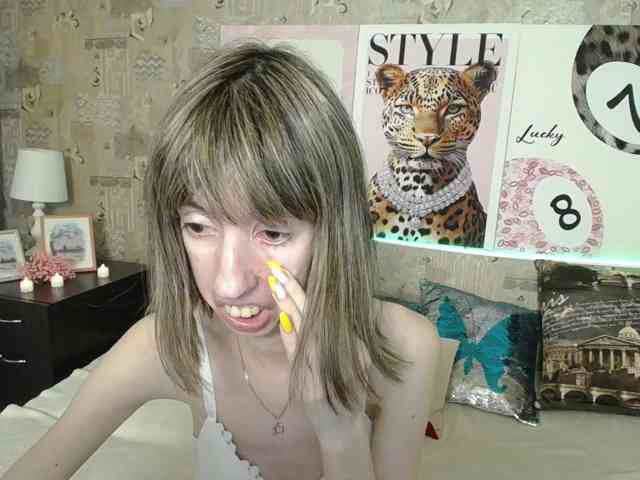 Unusual-G webcam