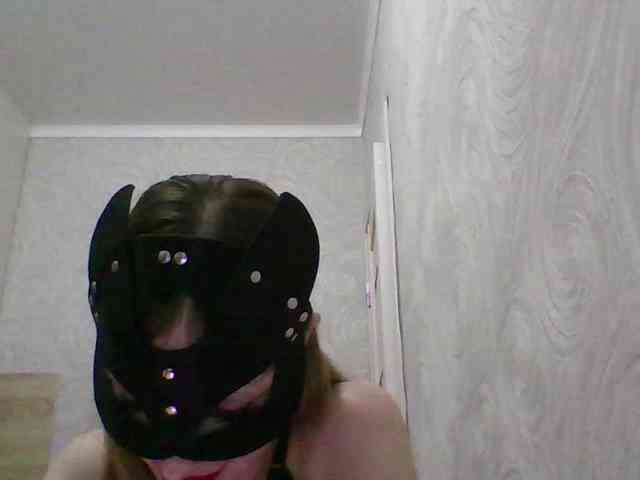 ElleTessa webcam