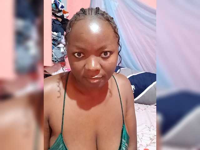 Boobyqueena