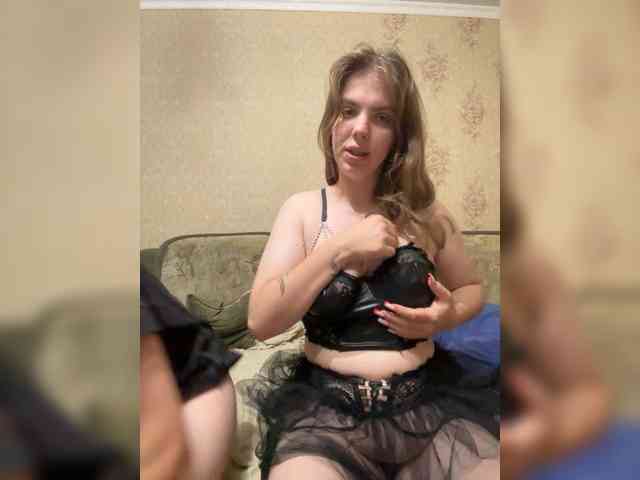 Sweety-orgasm's cam show statistics and live stream