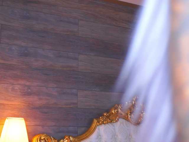 JuicyJessye live cam preview