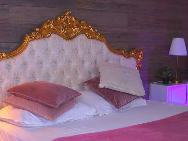 JuicyJessye live cam on BongaCams