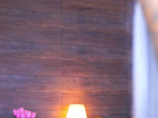 JuicyJessye live cam on BongaCams