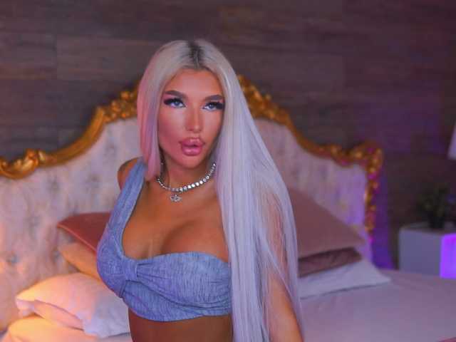JuicyJessye live cam on BongaCams