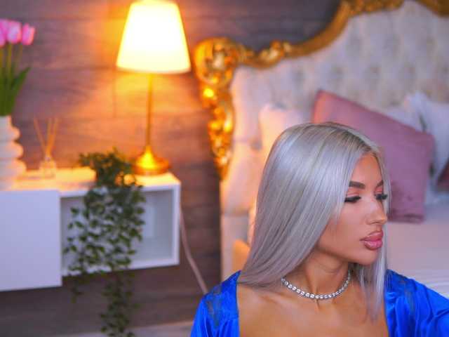 JuicyJessye live cam on BongaCams