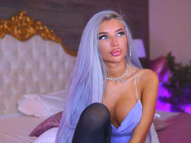 JuicyJessye live cam on BongaCams