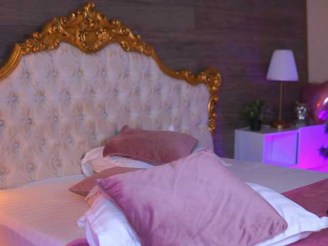 JuicyJessye live cam on BongaCams