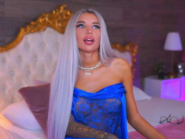 JuicyJessye live cam on BongaCams