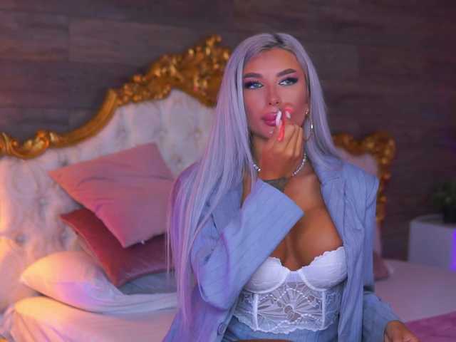 JuicyJessye live cam on BongaCams