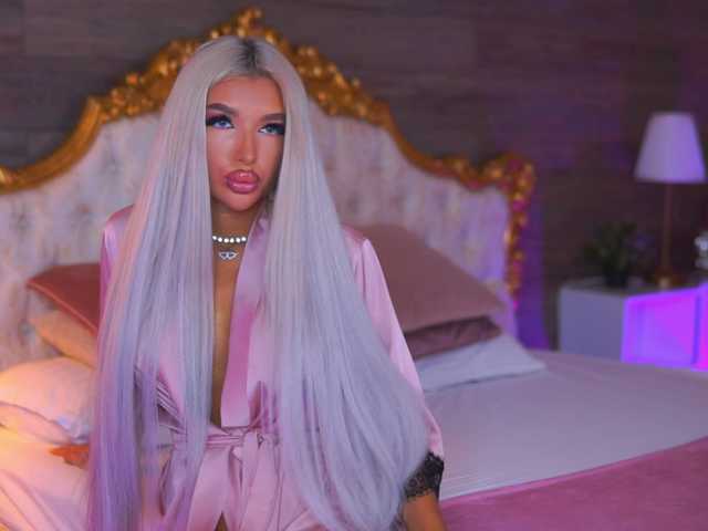 JuicyJessye live cam on BongaCams