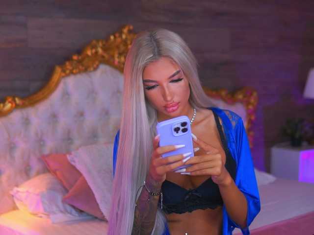 JuicyJessye live cam on BongaCams