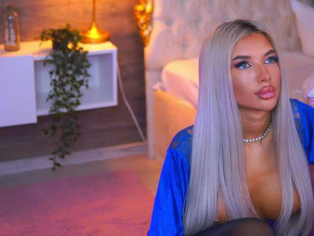 JuicyJessye live cam on BongaCams