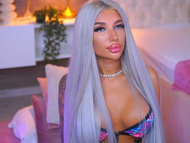 JuicyJessye live cam on BongaCams