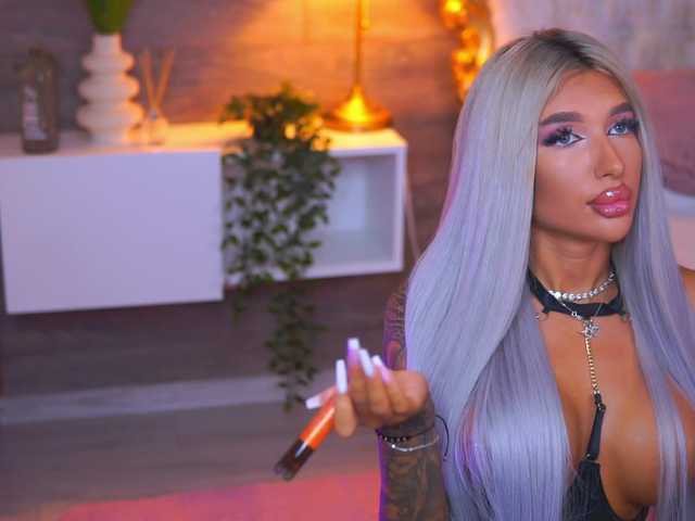 JuicyJessye live cam on BongaCams