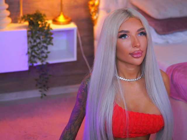 JuicyJessye live cam on BongaCams
