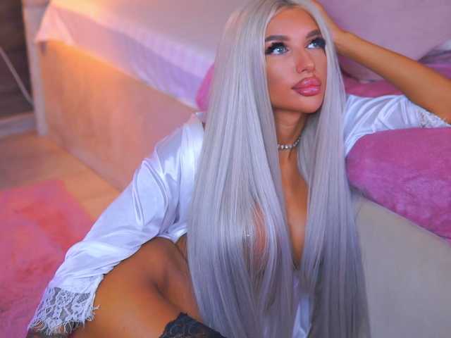 JuicyJessye live cam on BongaCams