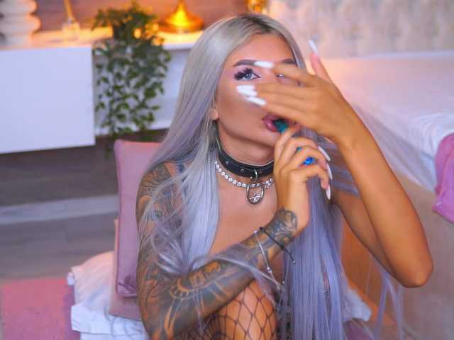 JuicyJessye live cam on BongaCams