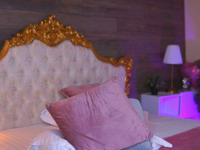 JuicyJessye live cam on BongaCams