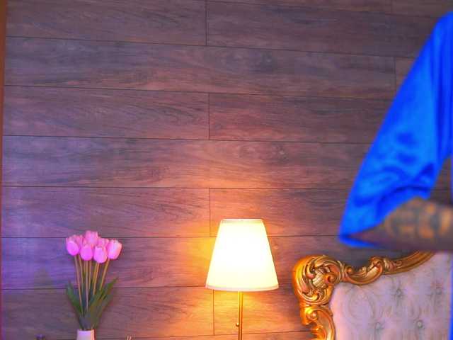 JuicyJessye live cam on BongaCams