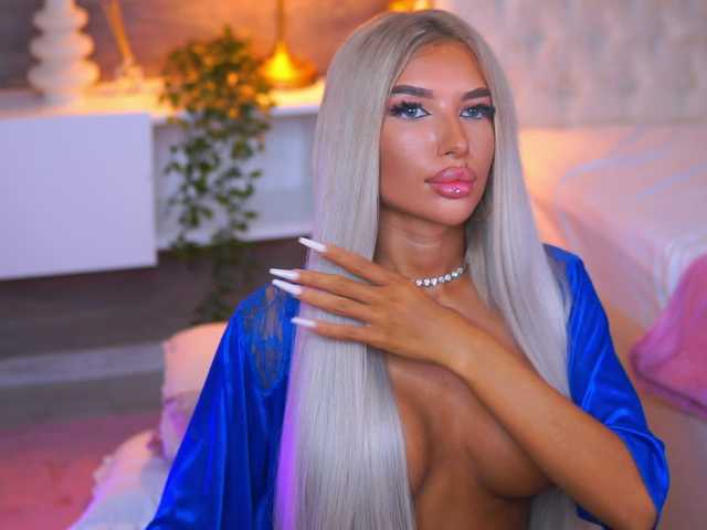 JuicyJessye live cam on BongaCams