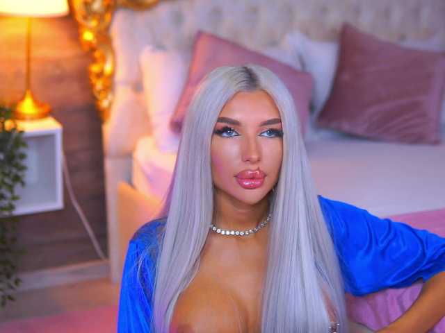 JuicyJessye live cam on BongaCams
