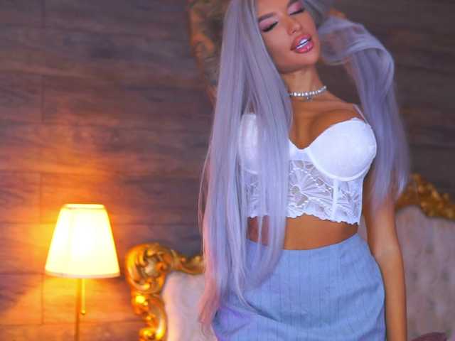 JuicyJessye live cam on BongaCams